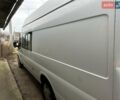 Білий Форд Транзит, об'ємом двигуна 2.2 л та пробігом 370 тис. км за 15000 $, фото 2 на Automoto.ua