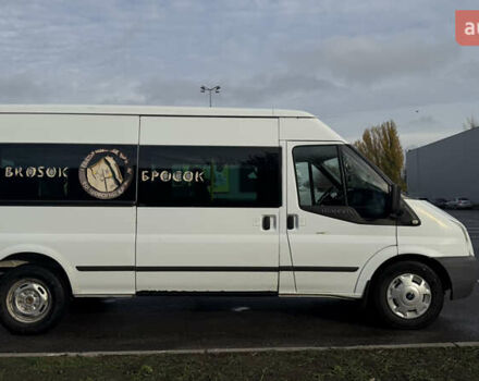 Белый Форд Транзит, объемом двигателя 2.2 л и пробегом 229 тыс. км за 11100 $, фото 1 на Automoto.ua