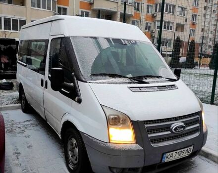 Белый Форд Транзит, объемом двигателя 2.2 л и пробегом 322 тыс. км за 8700 $, фото 4 на Automoto.ua