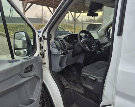 Белый Форд Транзит, объемом двигателя 2.2 л и пробегом 325 тыс. км за 15200 $, фото 11 на Automoto.ua