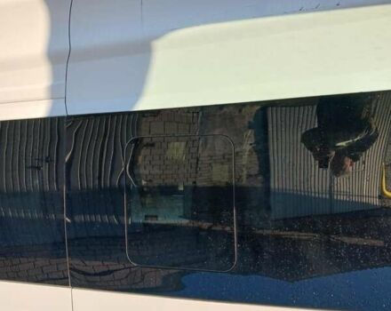 Белый Форд Транзит, объемом двигателя 2.2 л и пробегом 180 тыс. км за 25000 $, фото 3 на Automoto.ua