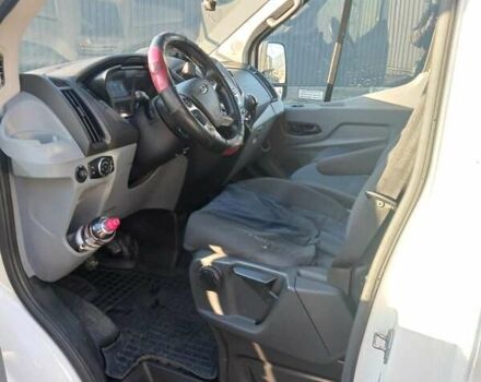 Белый Форд Транзит, объемом двигателя 2.2 л и пробегом 180 тыс. км за 25000 $, фото 4 на Automoto.ua