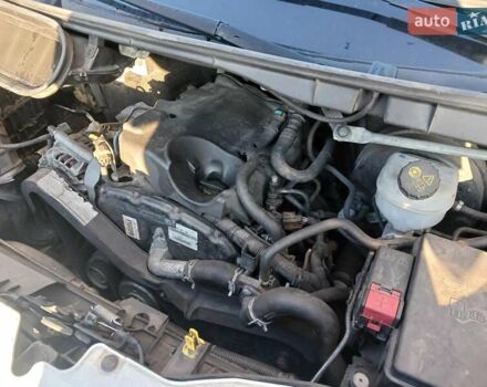 Белый Форд Транзит, объемом двигателя 2.2 л и пробегом 180 тыс. км за 25000 $, фото 2 на Automoto.ua