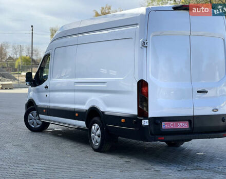 Білий Форд Транзит, об'ємом двигуна 2 л та пробігом 206 тис. км за 18600 $, фото 4 на Automoto.ua