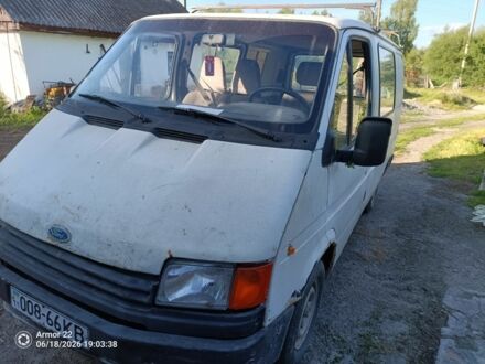 Білий Форд Транзит, об'ємом двигуна 2 л та пробігом 333 тис. км за 1609 $, фото 1 на Automoto.ua