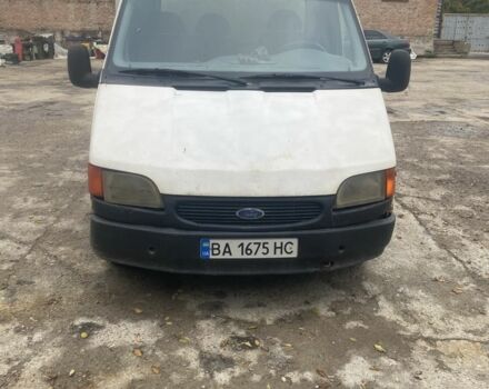 Белый Форд Транзит, объемом двигателя 2.5 л и пробегом 300 тыс. км за 2300 $, фото 1 на Automoto.ua