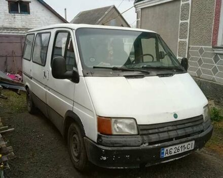 Белый Форд Транзит, объемом двигателя 2.5 л и пробегом 300 тыс. км за 2150 $, фото 1 на Automoto.ua