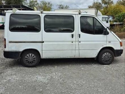 Форд Транзит 1988 в Днепре (Днепропетровске) на Automoto.ua Белый Форд Транзит, объемом двигателя 2 л и пробегом 170 тыс. км за 1600 $, фото 1 на Automoto.ua