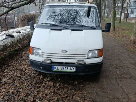 Белый Форд Транзит, объемом двигателя 2 л и пробегом 523 тыс. км за 2000 $, фото 1 на Automoto.ua
