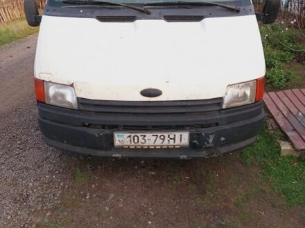 Белый Форд Транзит, объемом двигателя 0 л и пробегом 300 тыс. км за 1500 $, фото 1 на Automoto.ua