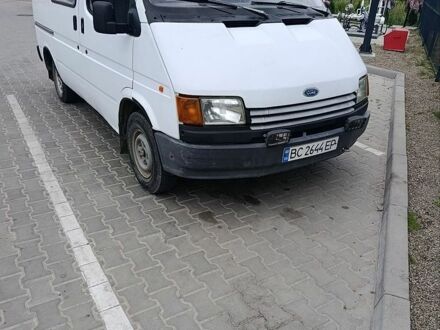 Білий Форд Транзит, об'ємом двигуна 2.5 л та пробігом 384 тис. км за 2500 $, фото 1 на Automoto.ua