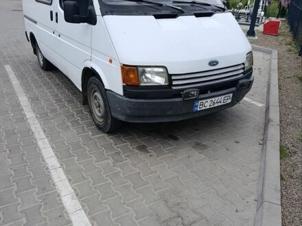 Білий Форд Транзит, об'ємом двигуна 2.5 л та пробігом 584 тис. км за 2300 $, фото 1 на Automoto.ua