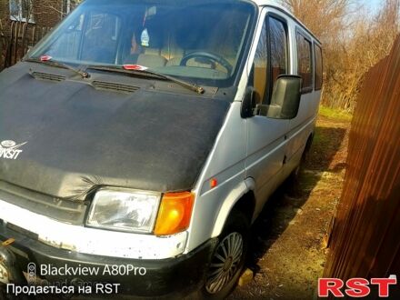 Форд Транзит 1990 в Краматорске на Automoto.ua Белый Форд Транзит, объемом двигателя 25 л и пробегом 0 тыс. км за 1790 $, фото 1 на Automoto.ua