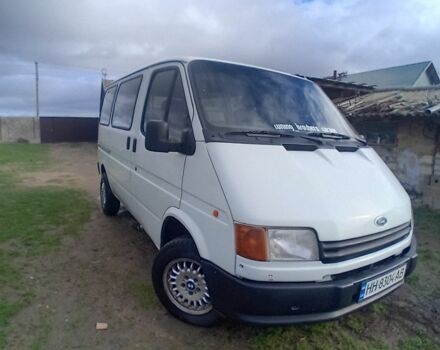 Белый Форд Транзит, объемом двигателя 2.5 л и пробегом 450 тыс. км за 3100 $, фото 1 на Automoto.ua