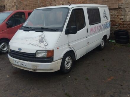 Белый Форд Транзит, объемом двигателя 0 л и пробегом 132 тыс. км за 1500 $, фото 1 на Automoto.ua