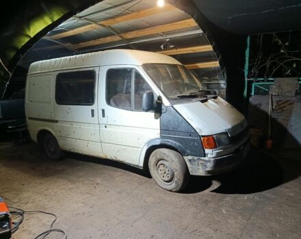 Белый Форд Транзит, объемом двигателя 2.5 л и пробегом 300 тыс. км за 1000 $, фото 1 на Automoto.ua