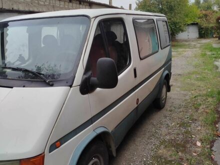 Білий Форд Транзит, об'ємом двигуна 2.5 л та пробігом 3 тис. км за 1700 $, фото 1 на Automoto.ua