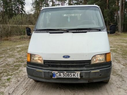 Білий Форд Транзит, об'ємом двигуна 2.5 л та пробігом 98 тис. км за 2550 $, фото 1 на Automoto.ua