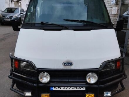 Белый Форд Транзит, объемом двигателя 2.5 л и пробегом 260 тыс. км за 3500 $, фото 1 на Automoto.ua