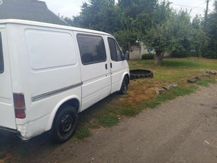 Білий Форд Транзит, об'ємом двигуна 3 л та пробігом 38 тис. км за 2395 $, фото 1 на Automoto.ua