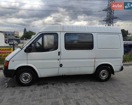 Білий Форд Транзит, об'ємом двигуна 2.5 л та пробігом 250 тис. км за 2100 $, фото 1 на Automoto.ua