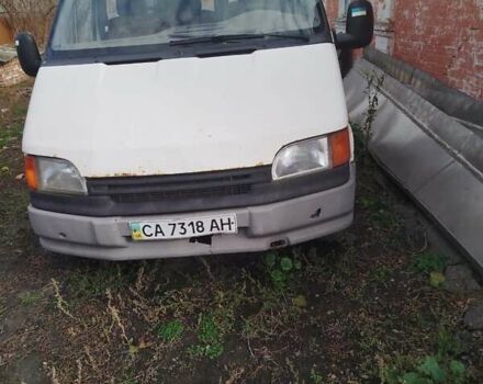 Белый Форд Транзит, объемом двигателя 2.5 л и пробегом 590 тыс. км за 1400 $, фото 1 на Automoto.ua