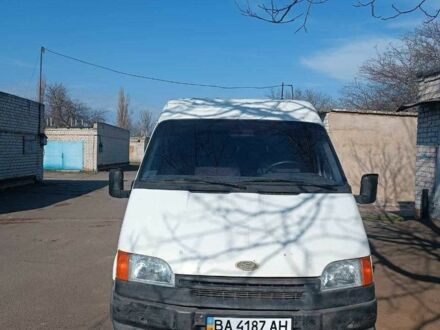 Форд Транзит 1993 в Николаеве на Automoto.ua Белый Форд Транзит, объемом двигателя 2 л и пробегом 87 тыс. км за 2999 $, фото 1 на Automoto.ua