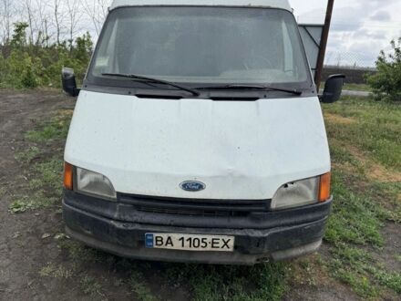 Белый Форд Транзит, объемом двигателя 2.5 л и пробегом 3 тыс. км за 1400 $, фото 1 на Automoto.ua