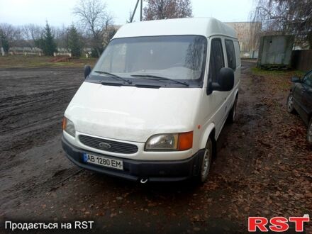 Белый Форд Транзит, объемом двигателя 2.5 л и пробегом 336 тыс. км за 4300 $, фото 1 на Automoto.ua