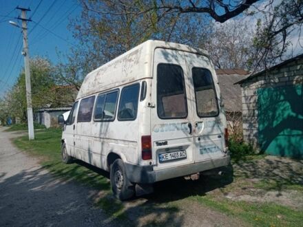 Форд Транзит 1995 в Днепре (Днепропетровске) на Automoto.ua Белый Форд Транзит, объемом двигателя 0 л и пробегом 100 тыс. км за 2000 $, фото 1 на Automoto.ua