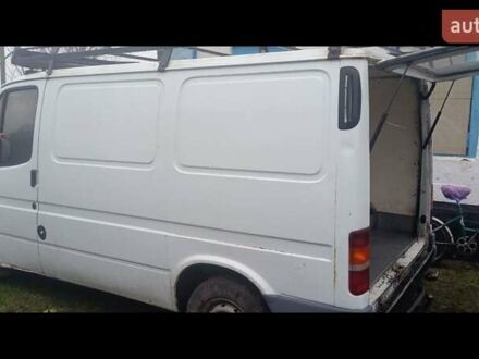 Белый Форд Транзит, объемом двигателя 2.5 л и пробегом 300 тыс. км за 3100 $, фото 1 на Automoto.ua