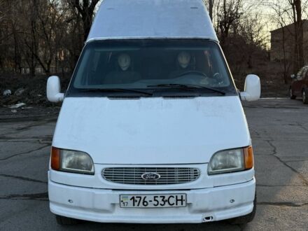 Білий Форд Транзит, об'ємом двигуна 2.5 л та пробігом 400 тис. км за 1600 $, фото 1 на Automoto.ua