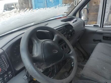 Білий Форд Транзит, об'ємом двигуна 0 л та пробігом 400 тис. км за 2000 $, фото 1 на Automoto.ua