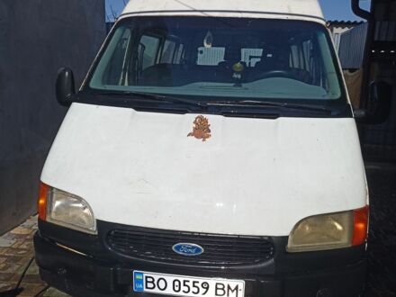 Білий Форд Транзит, об'ємом двигуна 2.5 л та пробігом 150 тис. км за 1600 $, фото 1 на Automoto.ua