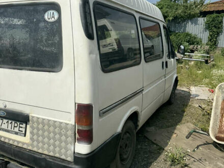 Форд Транзит 1996 в Ужгороде на Automoto.ua Белый Форд Транзит, объемом двигателя 0 л и пробегом 300 тыс. км за 1350 $, фото 1 на Automoto.ua