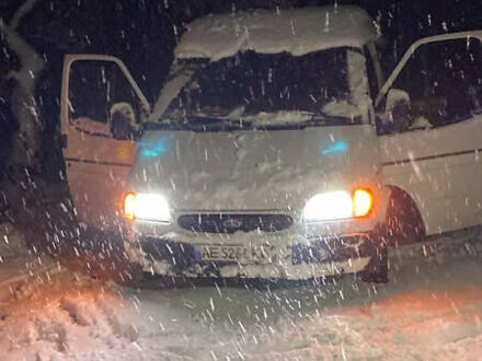 Білий Форд Транзит, об'ємом двигуна 2.5 л та пробігом 684 тис. км за 3700 $, фото 1 на Automoto.ua