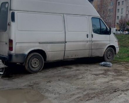 Белый Форд Транзит, объемом двигателя 2.5 л и пробегом 400 тыс. км за 2000 $, фото 1 на Automoto.ua