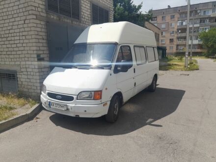 Форд Транзит 1996 в Светловдске на Automoto.ua Белый Форд Транзит, объемом двигателя 2.5 л и пробегом 400 тыс. км за 2350 $, фото 1 на Automoto.ua