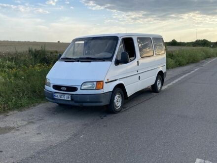 Білий Форд Транзит, об'ємом двигуна 2.5 л та пробігом 40 тис. км за 2607 $, фото 1 на Automoto.ua