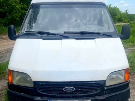 Форд Транзит 1997 в Мерефа на Automoto.ua Белый Форд Транзит, объемом двигателя 2.5 л и пробегом 320 тыс. км за 1850 $, фото 1 на Automoto.ua