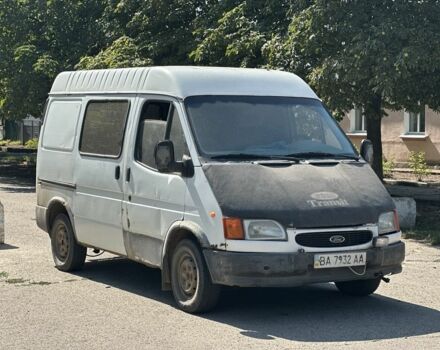 Белый Форд Транзит, объемом двигателя 2.5 л и пробегом 145 тыс. км за 1700 $, фото 1 на Automoto.ua