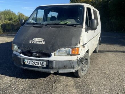 Білий Форд Транзит, об'ємом двигуна 2.5 л та пробігом 769 тис. км за 2008 $, фото 1 на Automoto.ua
