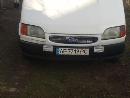 Білий Форд Транзит, об'ємом двигуна 2.5 л та пробігом 20 тис. км за 1655 $, фото 1 на Automoto.ua