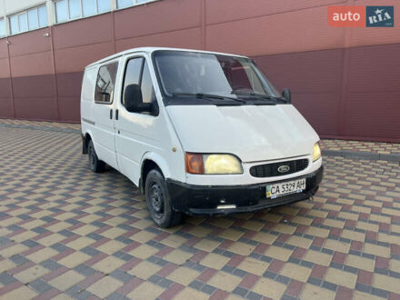 Білий Форд Транзит, об'ємом двигуна 2.5 л та пробігом 300 тис. км за 2700 $, фото 1 на Automoto.ua