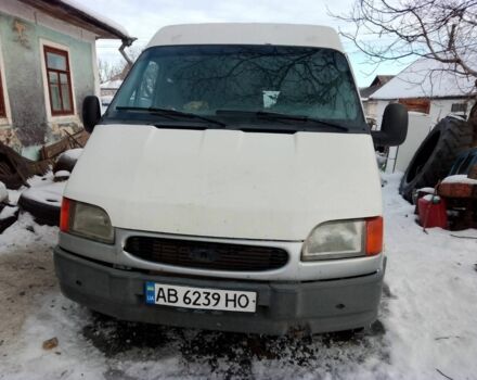 Белый Форд Транзит, объемом двигателя 2.5 л и пробегом 300 тыс. км за 1700 $, фото 1 на Automoto.ua