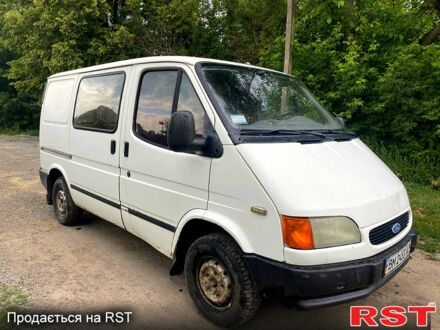 Белый Форд Транзит, объемом двигателя 2 л и пробегом 226 тыс. км за 1850 $, фото 1 на Automoto.ua