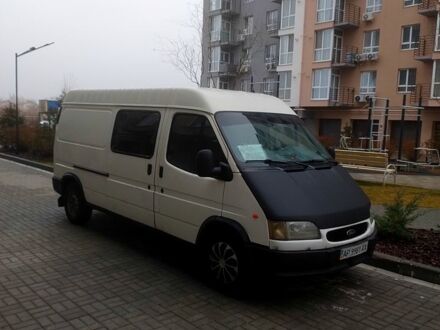 Білий Форд Транзит, об'ємом двигуна 2.5 л та пробігом 350 тис. км за 3100 $, фото 1 на Automoto.ua