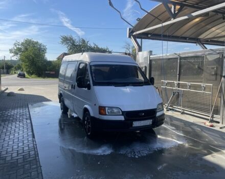 Білий Форд Транзит, об'ємом двигуна 2.5 л та пробігом 250 тис. км за 600 $, фото 1 на Automoto.ua