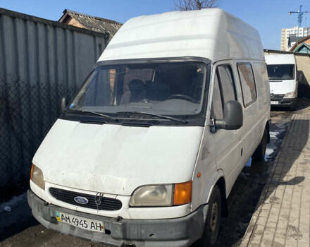 Белый Форд Транзит, объемом двигателя 2.5 л и пробегом 300 тыс. км за 1950 $, фото 1 на Automoto.ua