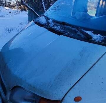 Белый Форд Транзит, объемом двигателя 2 л и пробегом 500 тыс. км за 3000 $, фото 1 на Automoto.ua